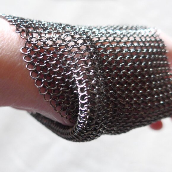 Vintage Eighties Chainmail Cuff Bracelet - Picture 3 of 7